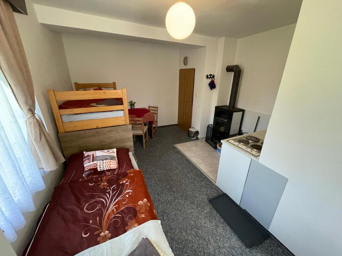 Na Vysluni Apartment *